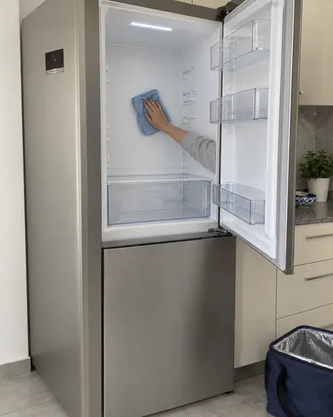 Ilık suyla sil
